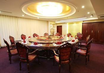 Qingdao Excalibur Hotel エクステリア 写真